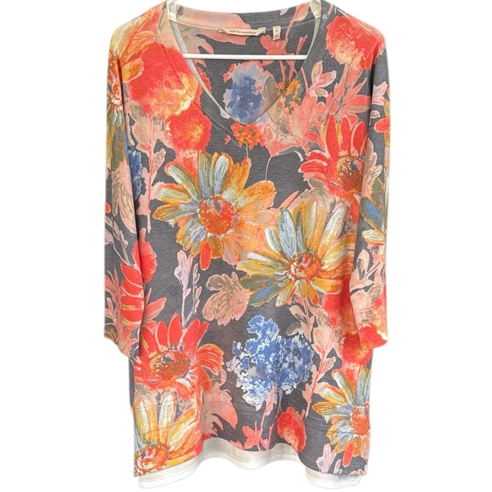 NWOT Soft Surroundings Floral Tunic Sweater Size Medium